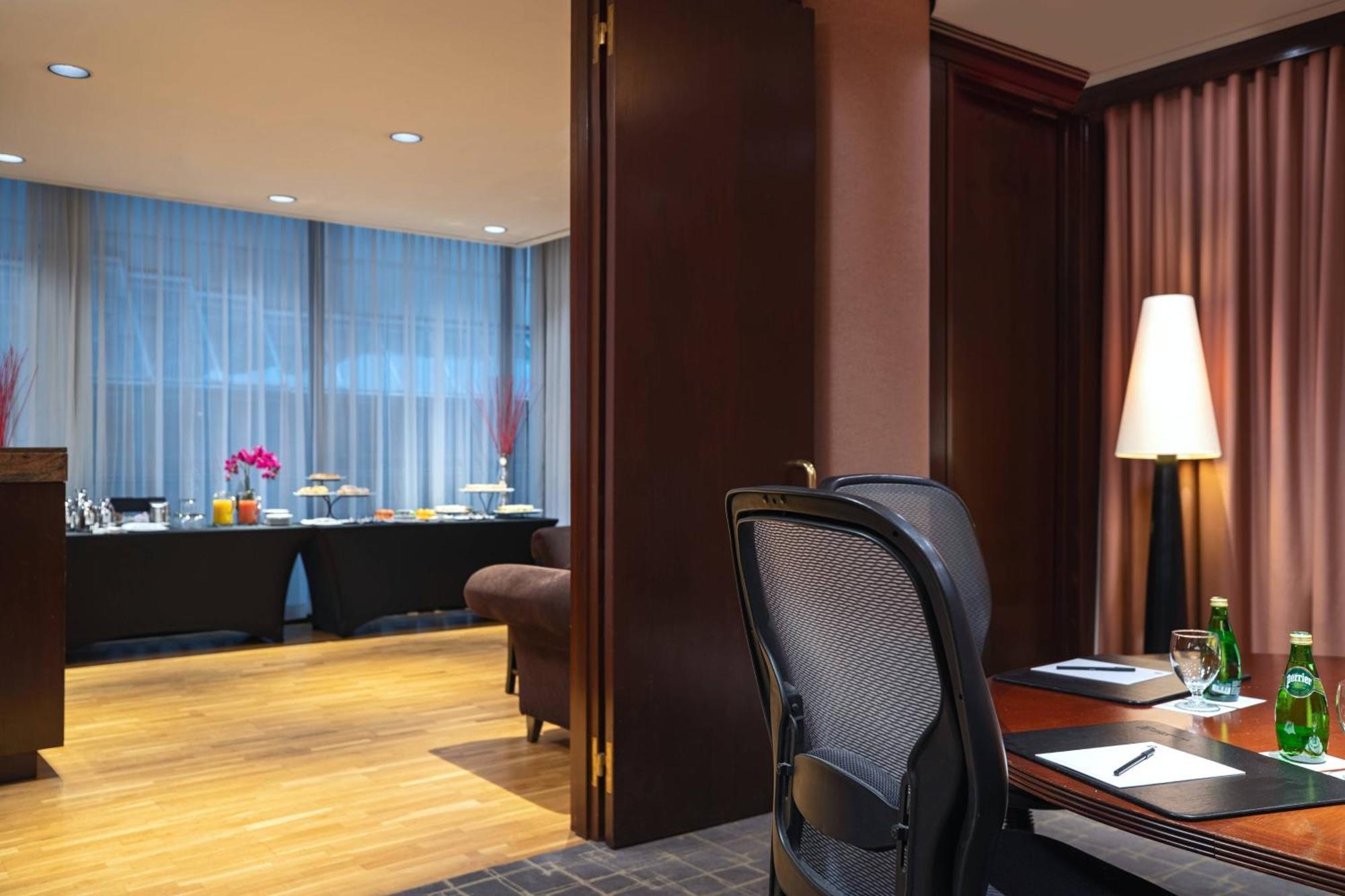 Metropolitan Hotel Vancouver Zewnętrze zdjęcie