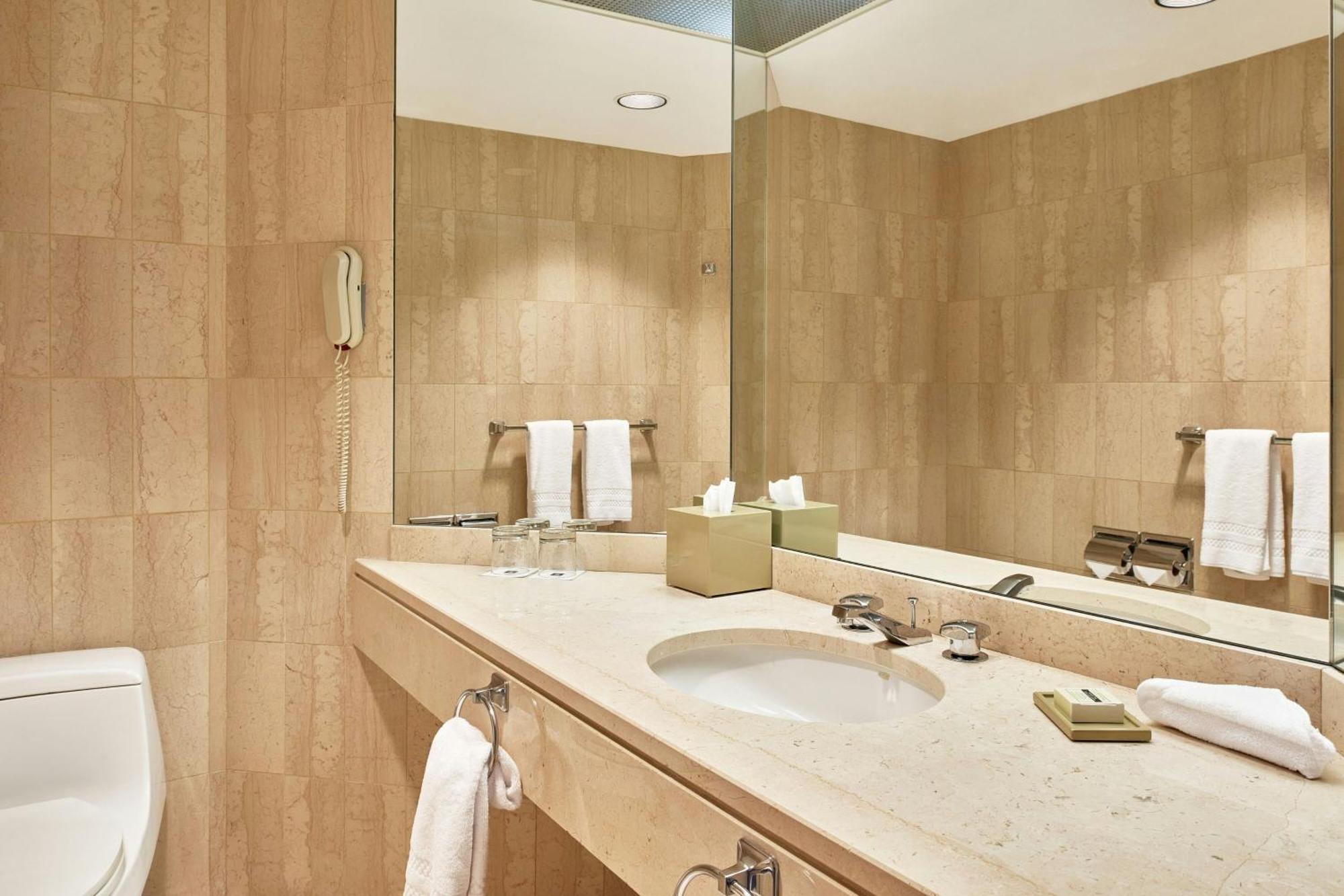 Metropolitan Hotel Vancouver Zewnętrze zdjęcie